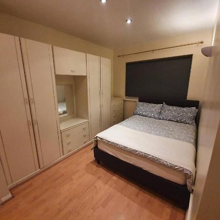 Sav Apartments Watford Watford  Eksteriør bilde